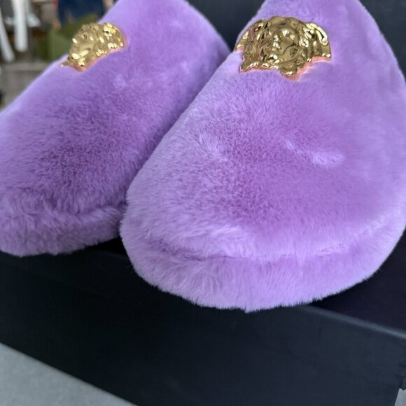VERSACE Medusa Men's Lavender Faux Purple Slippers, sizes 43, 45 - Picture 10 of 14
